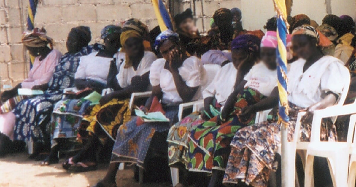 Church members are sitting outside.