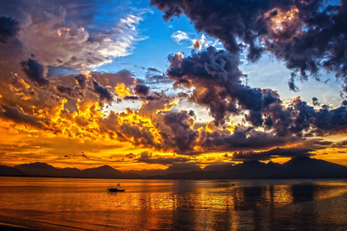 Sunset on a lake Sunset on a lake